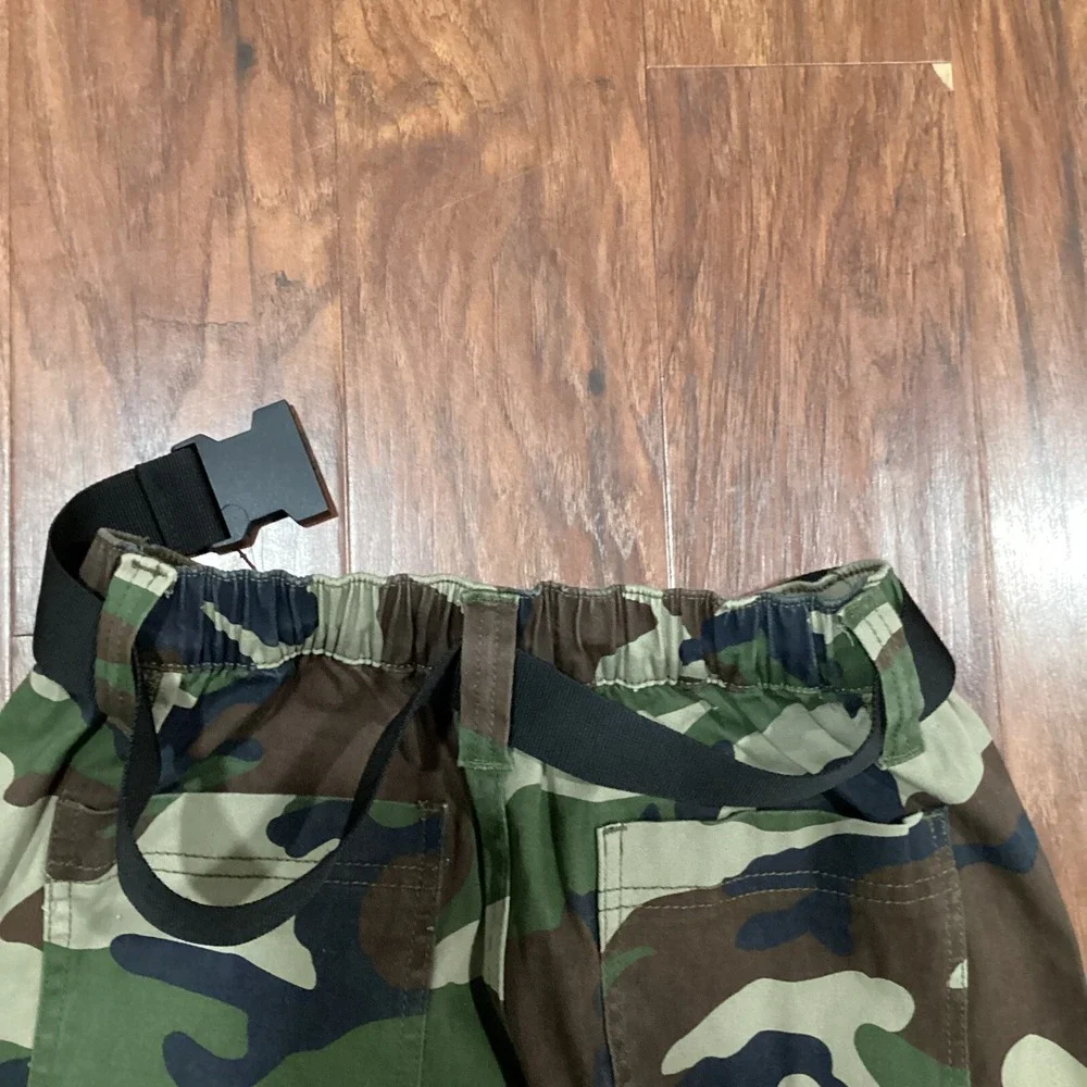 Almost Famous Cargo Pants Womens Sz Medium Green  Camo Elastic Expandable Waist
